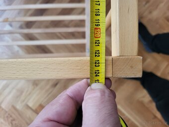 Dětská postýlka s matrací, kapsářem a mantinelem - 3