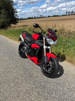 Triumph Speed Triple 1050 - 3