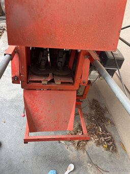 Prodám kombajn na česnek - 3