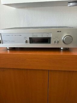 Prodám .Rádio AKAI - 3