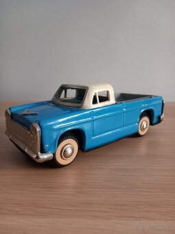 Prodám model plechového auta pick up - 3