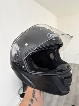 Integrální helma Airoh XL - 3