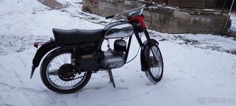 ČZ 250/475 Sport - 3