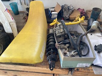 Suzuki DR 350 - 3