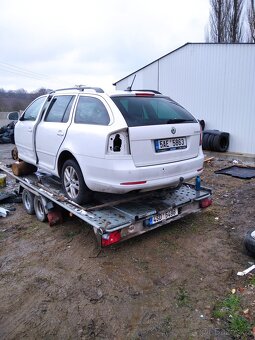 ;nd z škoda octavia 2 2.0fsi sahara 9201 bílá červená - 3