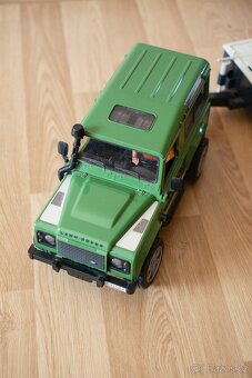 Bruder LAND ROVER + vozík + panáček - 3