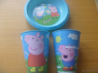 3 dílná sada plastového nádobí s Peppa Pig - 3