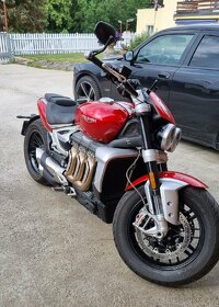 TRIUMPH Rocket 3 R - 3