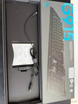 Logitech G915 - 3