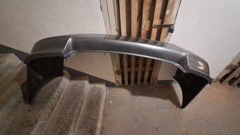 Zadní nárazník Avendis T25 sedan - 3