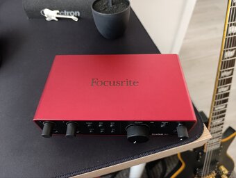 Focusrite Scarlett 2i2 4th Gen Zvuková karta - 3