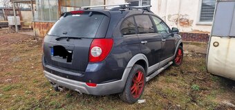 Chevrolet Captiva na díly. - 3