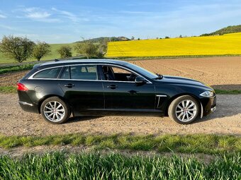 Jaguar XF 2.2D 147kW - pár chyb - 3