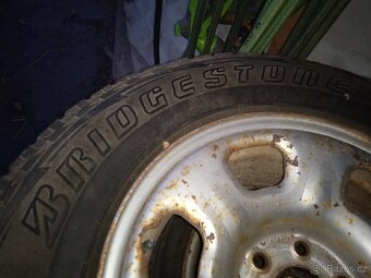 Nissan Navara kola 16" - 3