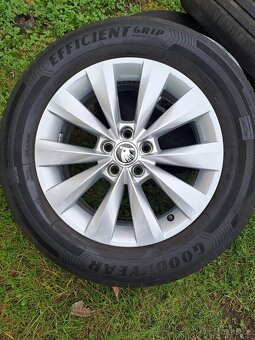 Alu kola 5x100 originál Škoda Kamiq 205/60 R16 - 3