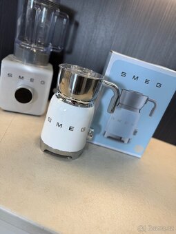 Napěňovač mléka SMEG - 3