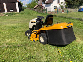 Zahradní traktor Cub Cadet CC 1023RD - 3