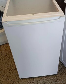 Prodám malé lednice, výška 84 Cm - 3