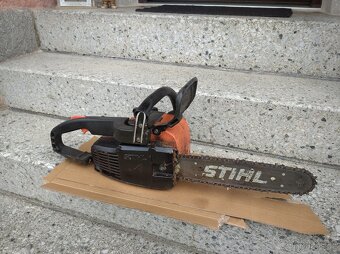 Motorová pila Stihl 010 AV - 3