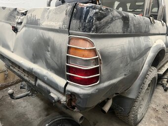 4x4 L200 přední rám - 3