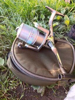 Shimano Super Aero 4000F - 3
