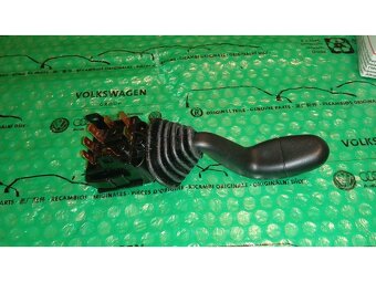 přepínač osvětlení a směrových světel Škoda Felicia do 0796 - 3