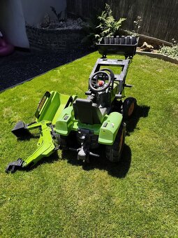 Traktor na šlapání Claas GM Smoby - 3
