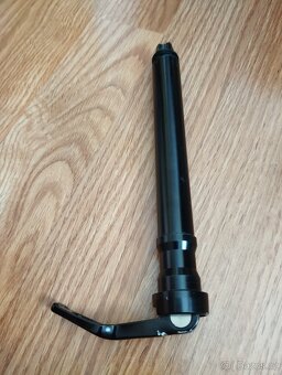 Osa Rock shox maxle 20mm - 3