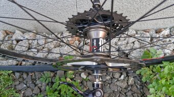 Zapletená karbonová kola DT Swiss - 3