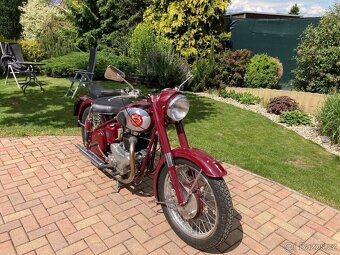 BSA A 7 r.1953 500 Twin - 3