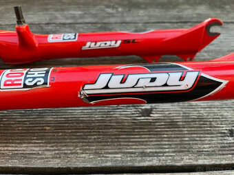 Odpružená vidlice Rock Shox Judy SL MTB retro - 3
