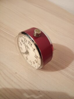 Retro budik - 3