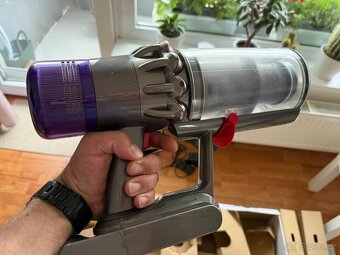 Dyson V11 Advanced, záruka - 3