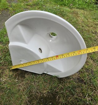 Rohové umyvadlo Jika - 3