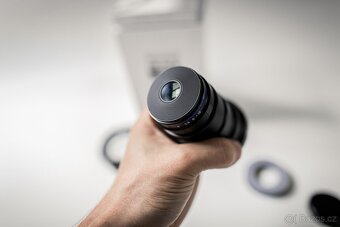 Laowa 25 mm f/2,8 2,5-5X Ultra-Macro EF a Led kroužek - 3