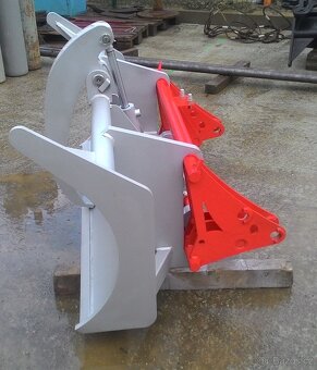 Čelní rampovač s uchycovacím zubem do Euroúchytu - 3