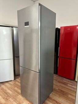 Lednice s mrazákem Bosch (212) - 3