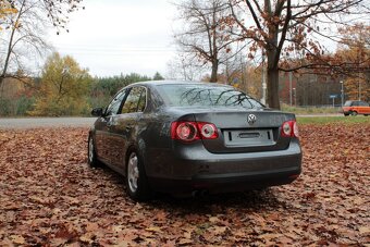 Volkswagen Jetta 1.9tdi 77kw - 3