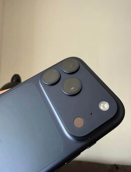 iPhone 17 ProMax - 3