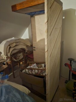 Starší nábytek - 3