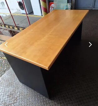 Kancelářský stůl - 3