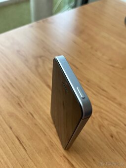 Iphone SE (A172) - 3