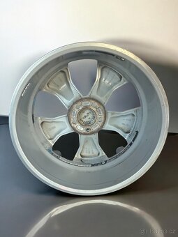 Zánovní originální alu kola Volvo 5x108 r18 - 3