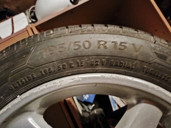 Sada pneu Barum Bravuris 5 195 50 R15 s ALU disky - 3