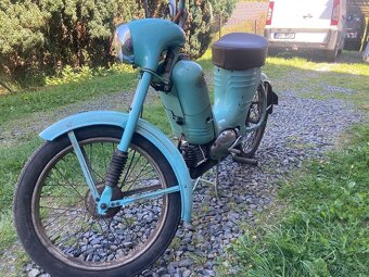 Jawa 50/550 Pařez - 3