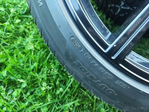 Prodám zimní 275/40r22 Hankook - 3