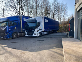 Iveco stralis xp a návěs schwarz low deck - 3