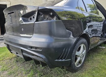 Zadní narazník Varis V2 - Lancer/Evo - 3