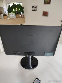 LCD monitor SAMSUNG 24“, model 24T350FHR - 3