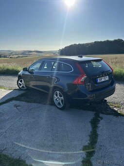 Volvo V60 D3 120kw manuál 2011 - 3